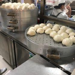 头条好吃的馒头店,头条推荐的人气馒头店，一口咬下满口香！”